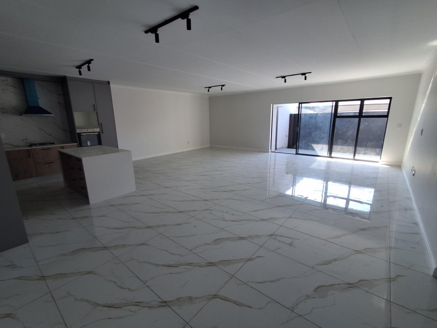 3 Bedroom Property for Sale in Sandown Western Cape